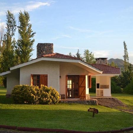 Cabanas Los Algarrobos Villa General Belgrano Quarto foto