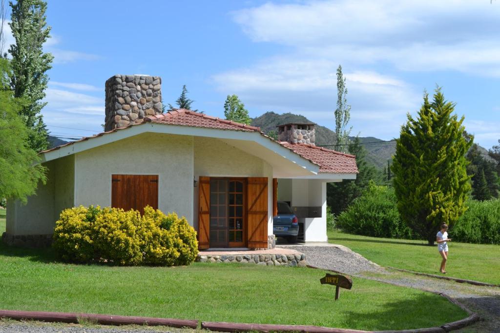 Cabanas Los Algarrobos Villa General Belgrano Quarto foto